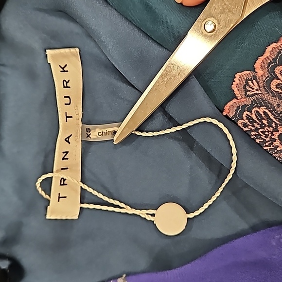 💕TRINA TURK💕 Tanaya Caftan Majestic Medallions Clip Jacquard XS *MISSING BELT* - Picture 12 of 13